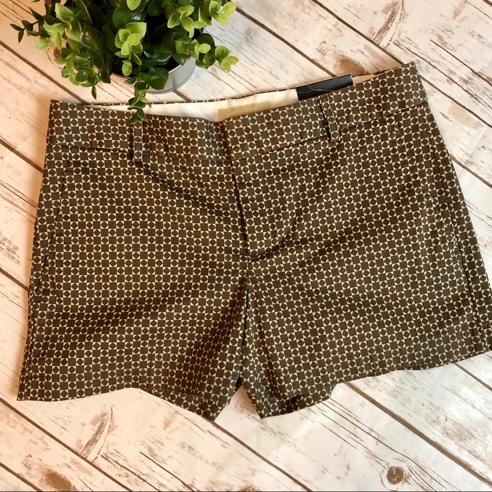 NWT Banana Republic { Martin Fit } Shorts